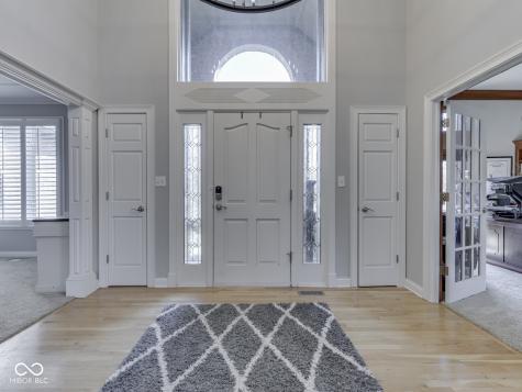 4652 Waters Edge Way Greenwood IN 46143
