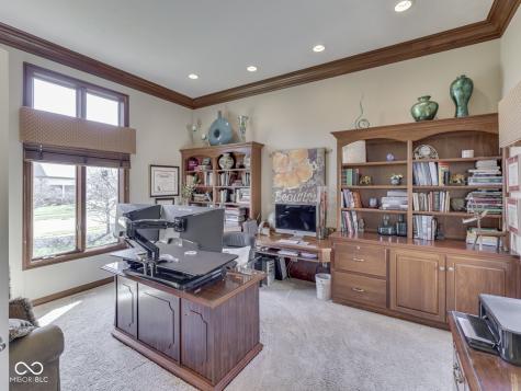 4652 Waters Edge Way Greenwood IN 46143