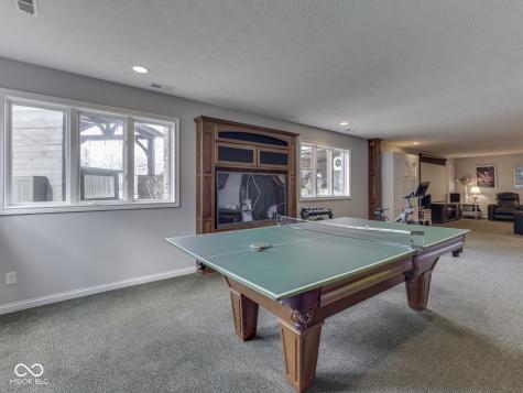 4652 Waters Edge Way Greenwood IN 46143