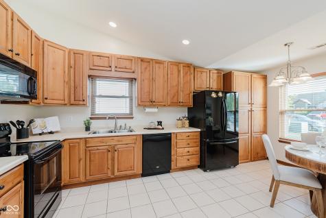 12602 Van Spronsen Way Indianapolis IN 46236