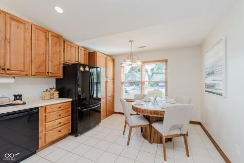 12602 Van Spronsen Way Indianapolis IN 46236