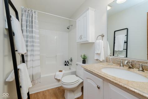 12602 Van Spronsen Way Indianapolis IN 46236