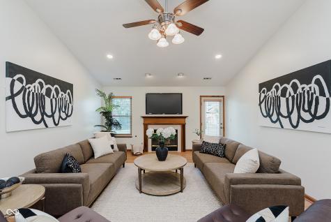 12602 Van Spronsen Way Indianapolis IN 46236