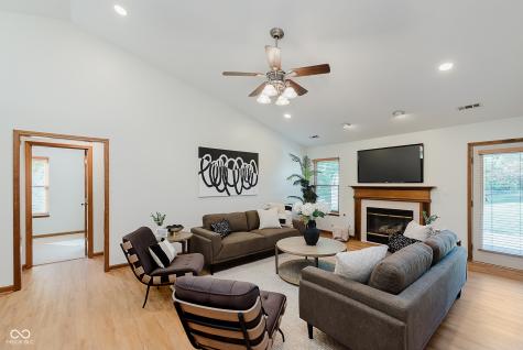 12602 Van Spronsen Way Indianapolis IN 46236