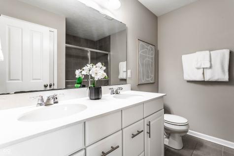 8405 Whitaker Valley Boulevard Indianapolis IN 46237