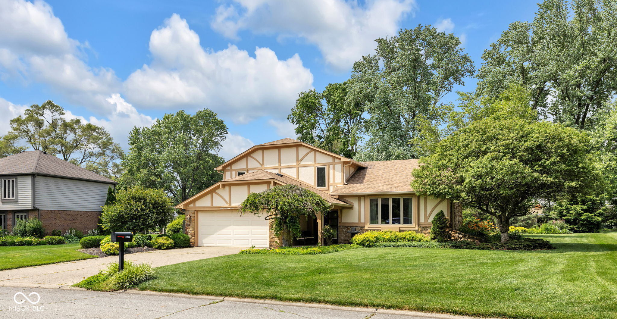 8525 Winding Ridge Road Indianapolis IN 46217