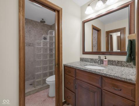 8525 Winding Ridge Road Indianapolis IN 46217