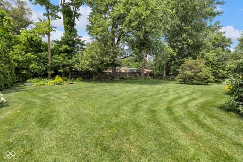 8525 Winding Ridge Road Indianapolis IN 46217