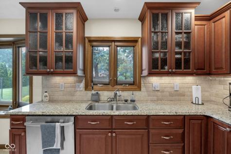 8525 Winding Ridge Road Indianapolis IN 46217