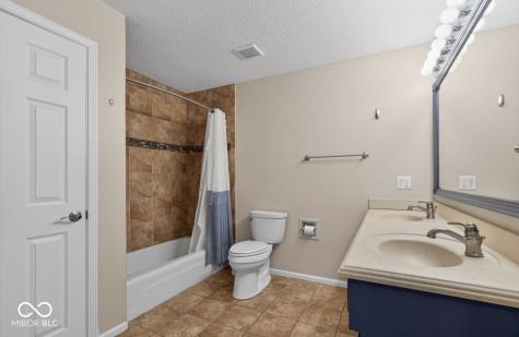 10919 Braewick Drive Carmel IN 46033