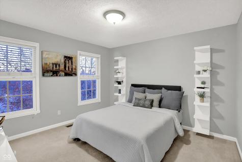 12430 Hyacinth Drive Fishers IN 46037
