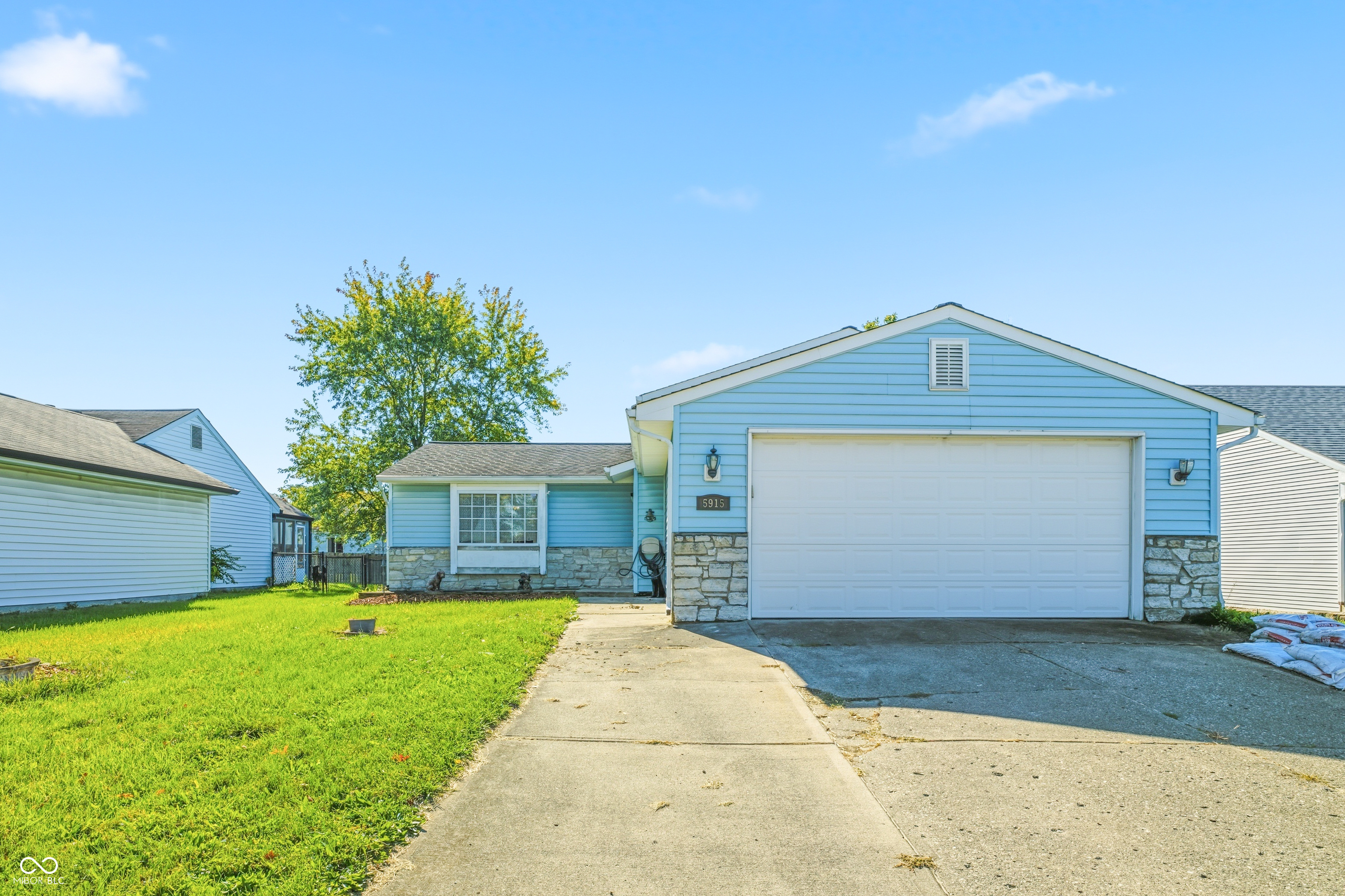 5915 Parterra Drive Indianapolis IN 46237