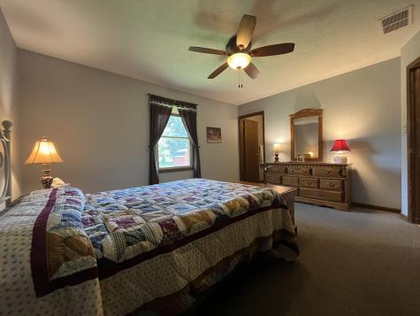 359 W Edgewood Avenue Indianapolis IN 46217