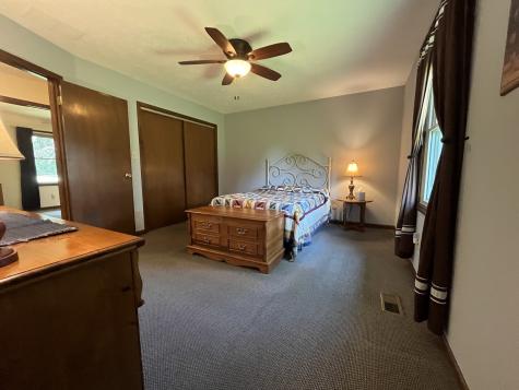 359 W Edgewood Avenue Indianapolis IN 46217