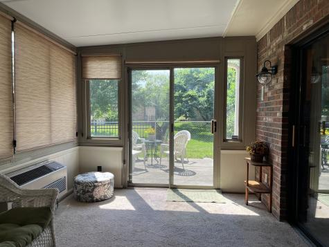 359 W Edgewood Avenue Indianapolis IN 46217