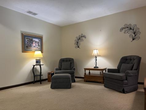 359 W Edgewood Avenue Indianapolis IN 46217