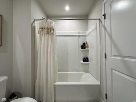 1862 Cascades Drive Greenfield IN 46140