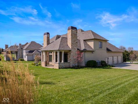 1023 Westview Point Drive Columbus IN 47201