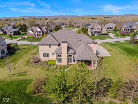 1023 Westview Point Drive Columbus IN 47201