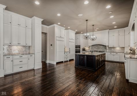 1023 Westview Point Drive Columbus IN 47201