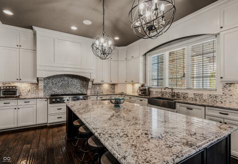 1023 Westview Point Drive Columbus IN 47201