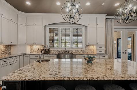 1023 Westview Point Drive Columbus IN 47201