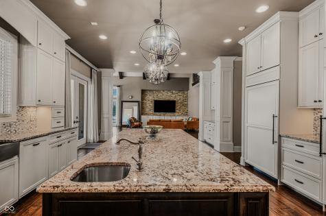 1023 Westview Point Drive Columbus IN 47201