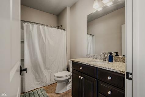 1023 Westview Point Drive Columbus IN 47201