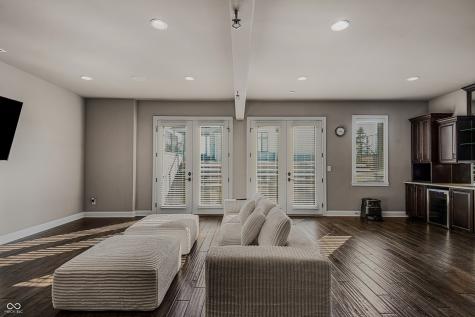 1023 Westview Point Drive Columbus IN 47201