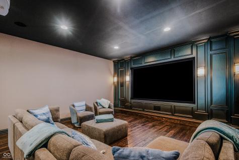 1023 Westview Point Drive Columbus IN 47201
