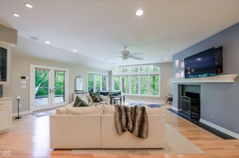 9202 Fanchon Drive Zionsville IN 46077
