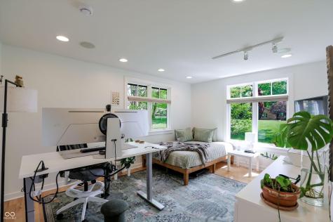 9202 Fanchon Drive Zionsville IN 46077