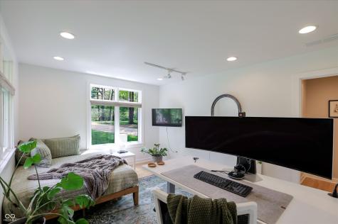9202 Fanchon Drive Zionsville IN 46077