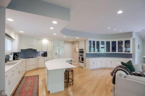 9202 Fanchon Drive Zionsville IN 46077