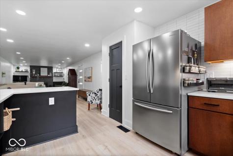 9944 Holaday Drive Carmel IN 46032