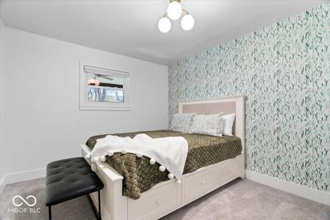 9944 Holaday Drive Carmel IN 46032