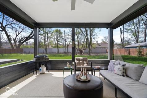 9944 Holaday Drive Carmel IN 46032