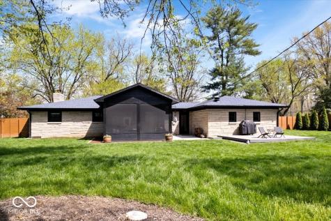 9944 Holaday Drive Carmel IN 46032