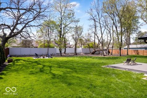 9944 Holaday Drive Carmel IN 46032