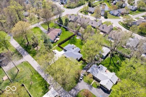 9944 Holaday Drive Carmel IN 46032