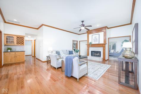 4390 Brittany Drive Zionsville IN 46077