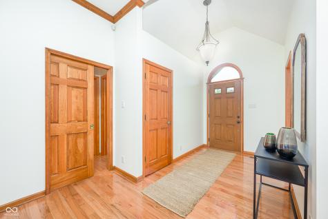 4390 Brittany Drive Zionsville IN 46077