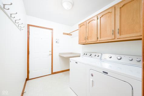 4390 Brittany Drive Zionsville IN 46077