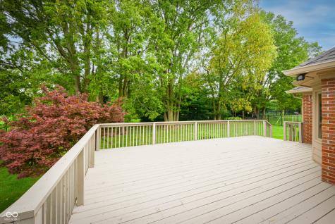 4390 Brittany Drive Zionsville IN 46077