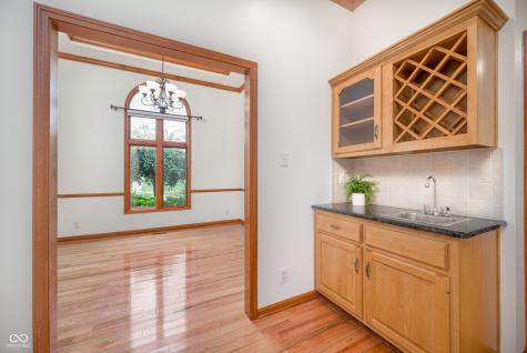 4390 Brittany Drive Zionsville IN 46077