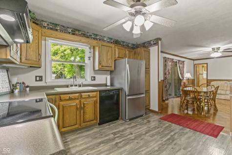 7034 Maryvale Court Indianapolis IN 46214
