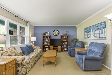 7034 Maryvale Court Indianapolis IN 46214