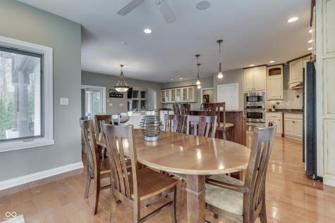 5898 Claybrook Drive Bargersville IN 46106