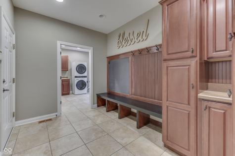 5898 Claybrook Drive Bargersville IN 46106