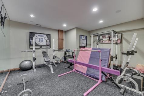 5898 Claybrook Drive Bargersville IN 46106
